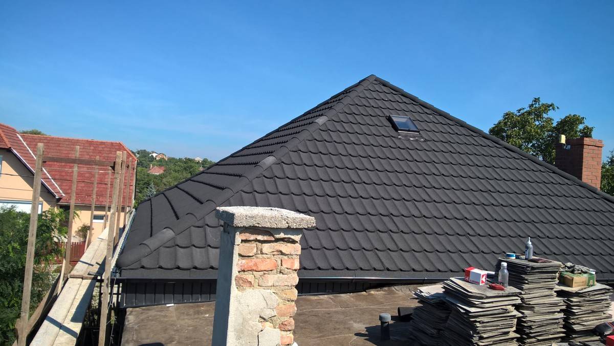 Családi ház fedésének cseréje