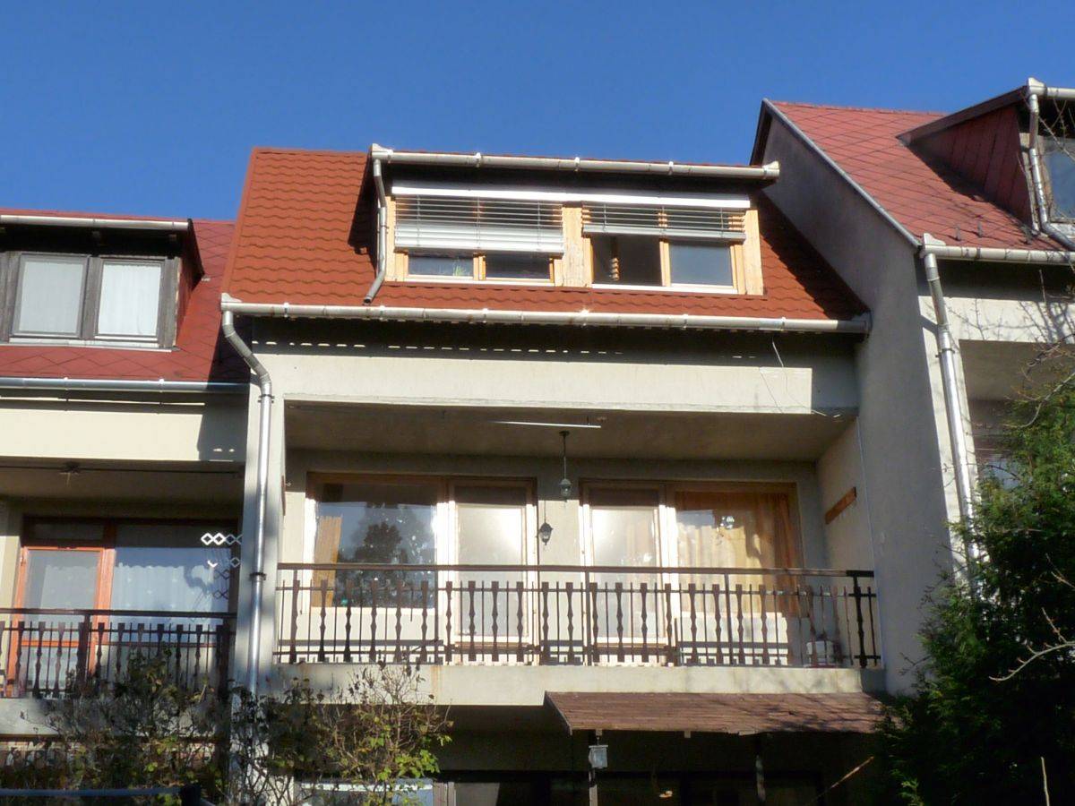 Családi ház, sorház