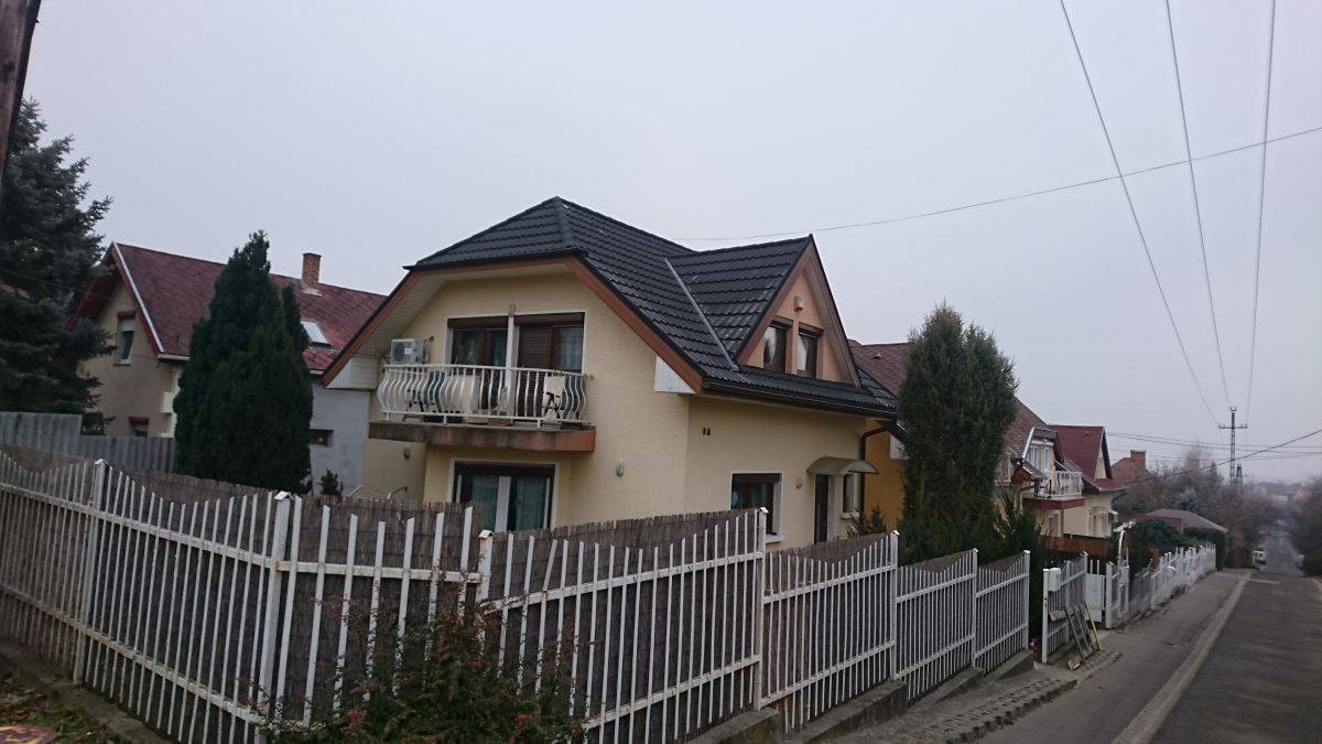 Társasház