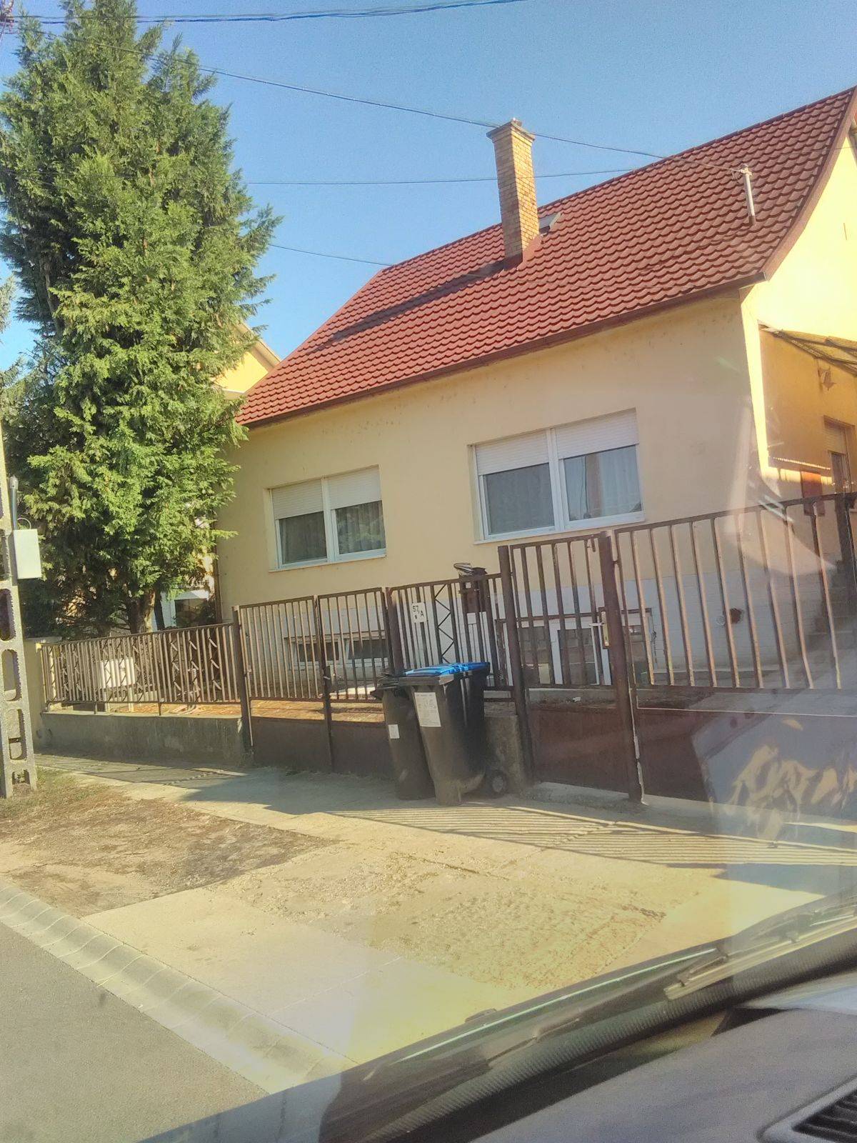 Családi ház