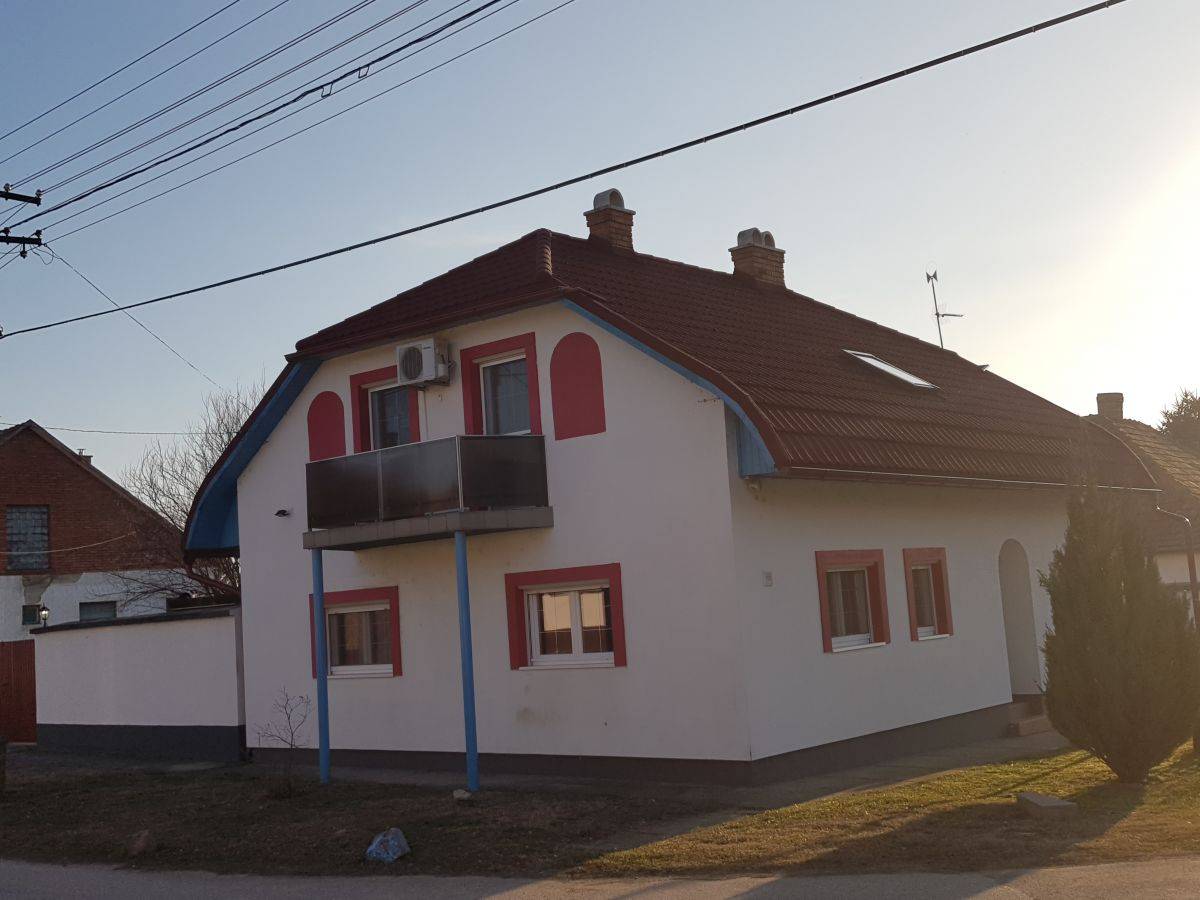Családi ház
