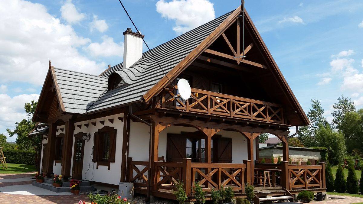 Dworek z Coroną Ashwood