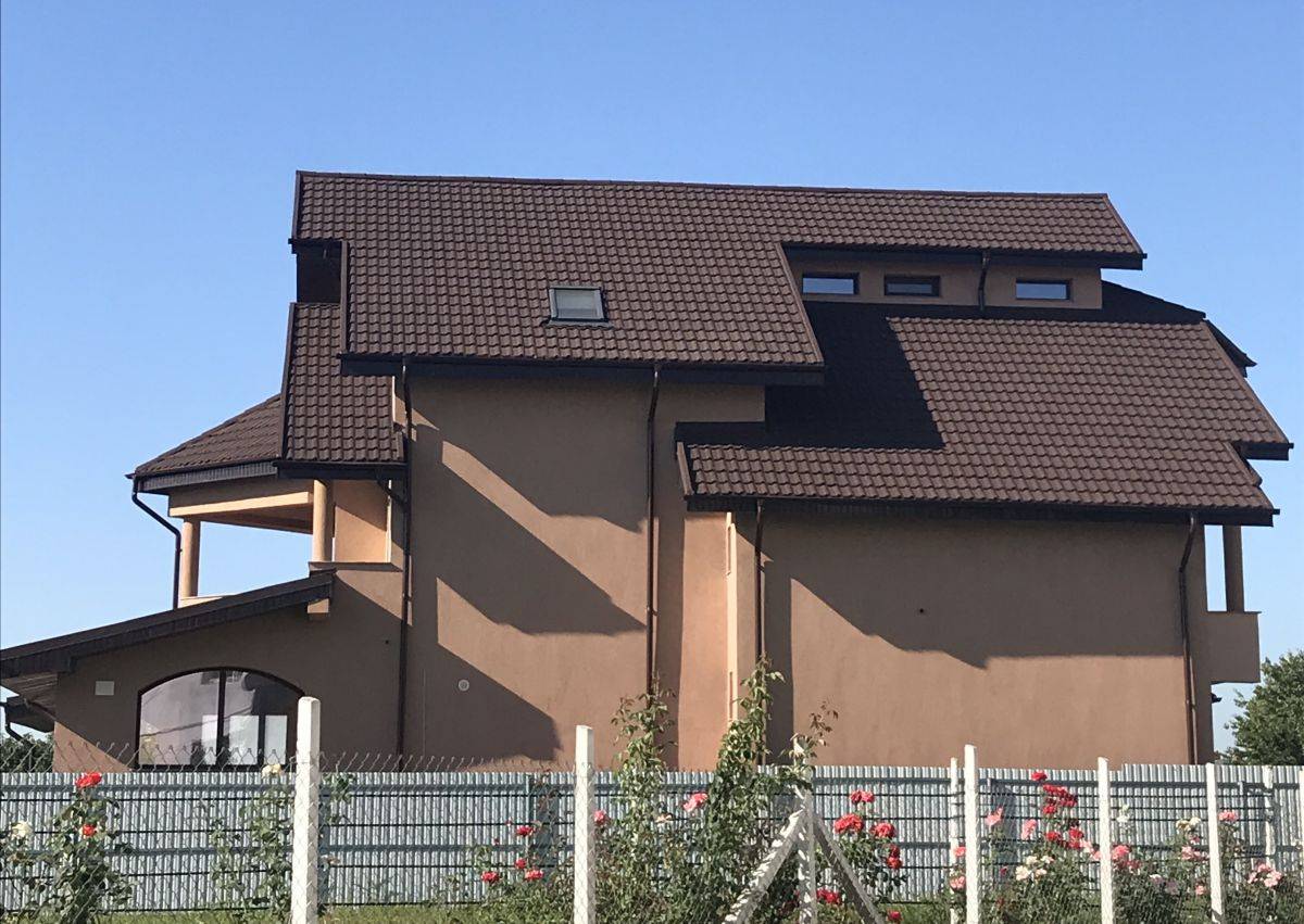 Multi-family house