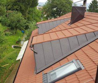 Večstanovanjska hiša