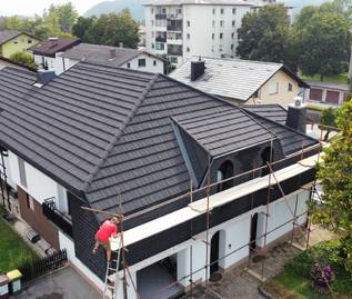 Večstanovanjska hiša