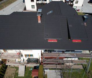 Večstanovanjska hiša