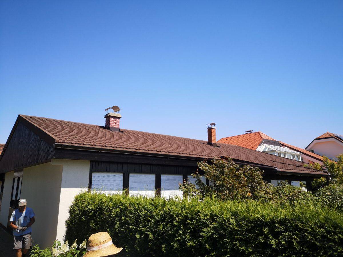 Enodružinska hiša