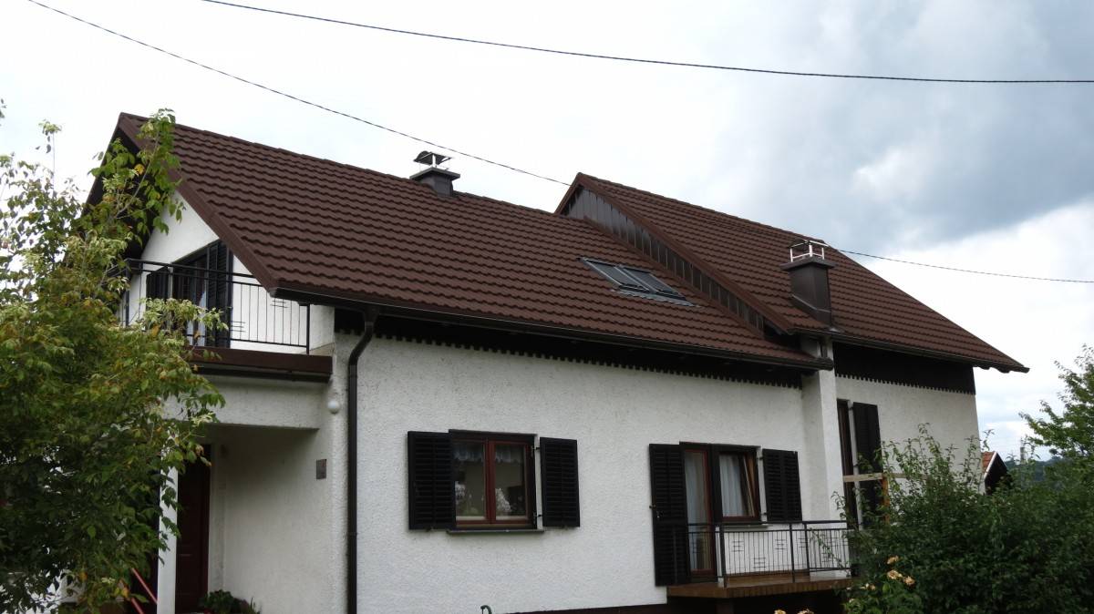 STANOVANJSKA HIŠA NA POLZELI