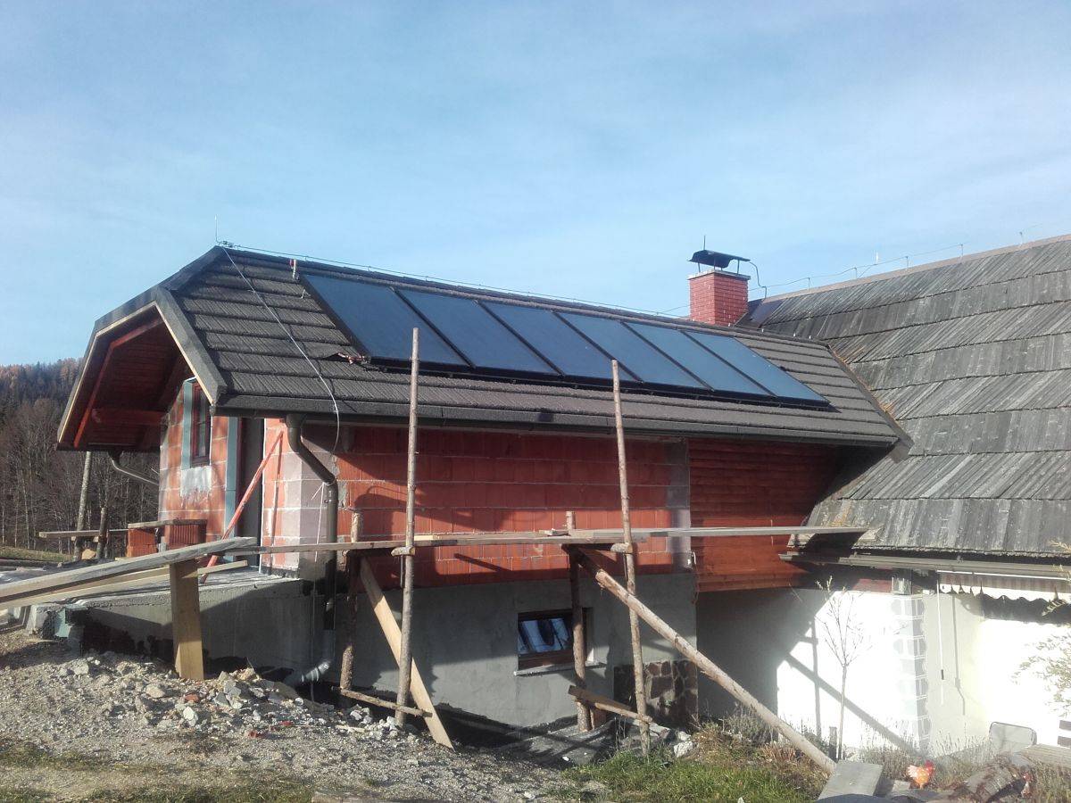 Enodružinska hiša
