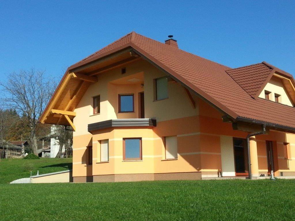 Enodružinska hiša