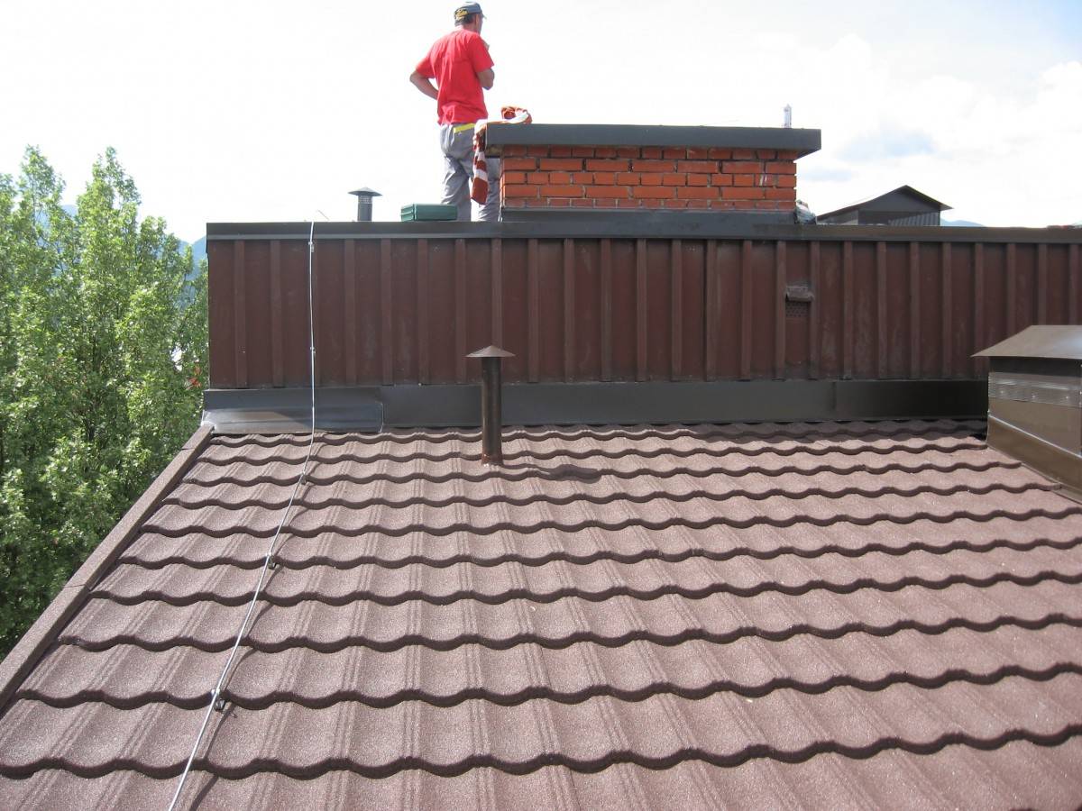 Večstanovanjska hiša