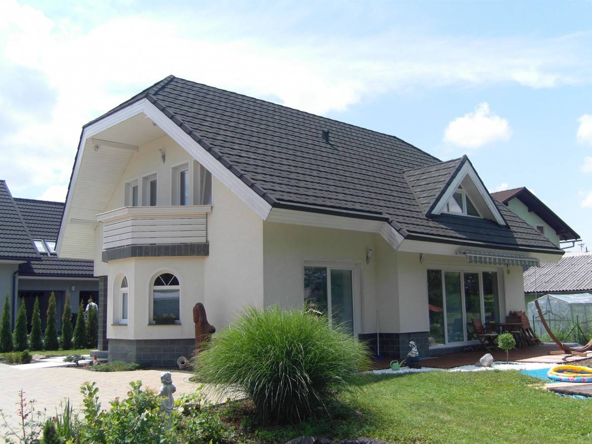 Enodružinska hiša