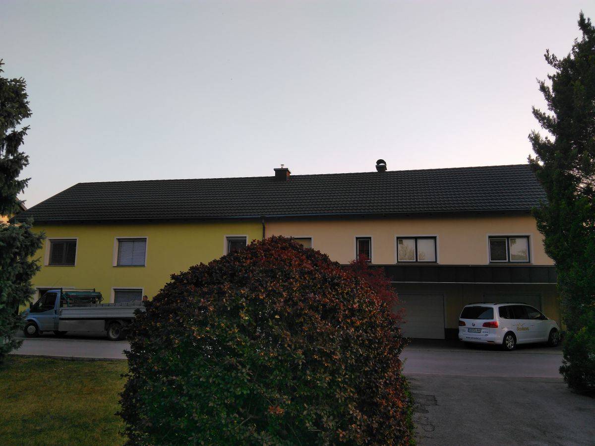 Večstanovanjska hiša