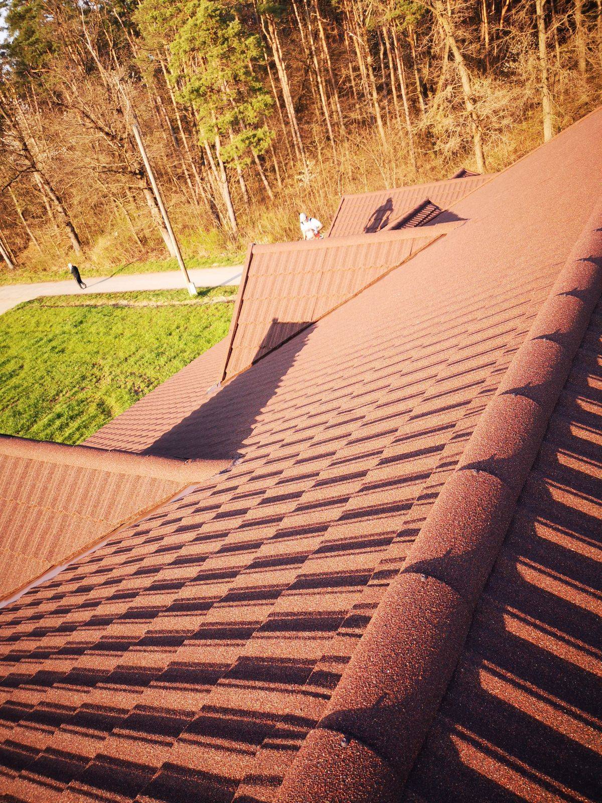 Večstanovanjska hiša