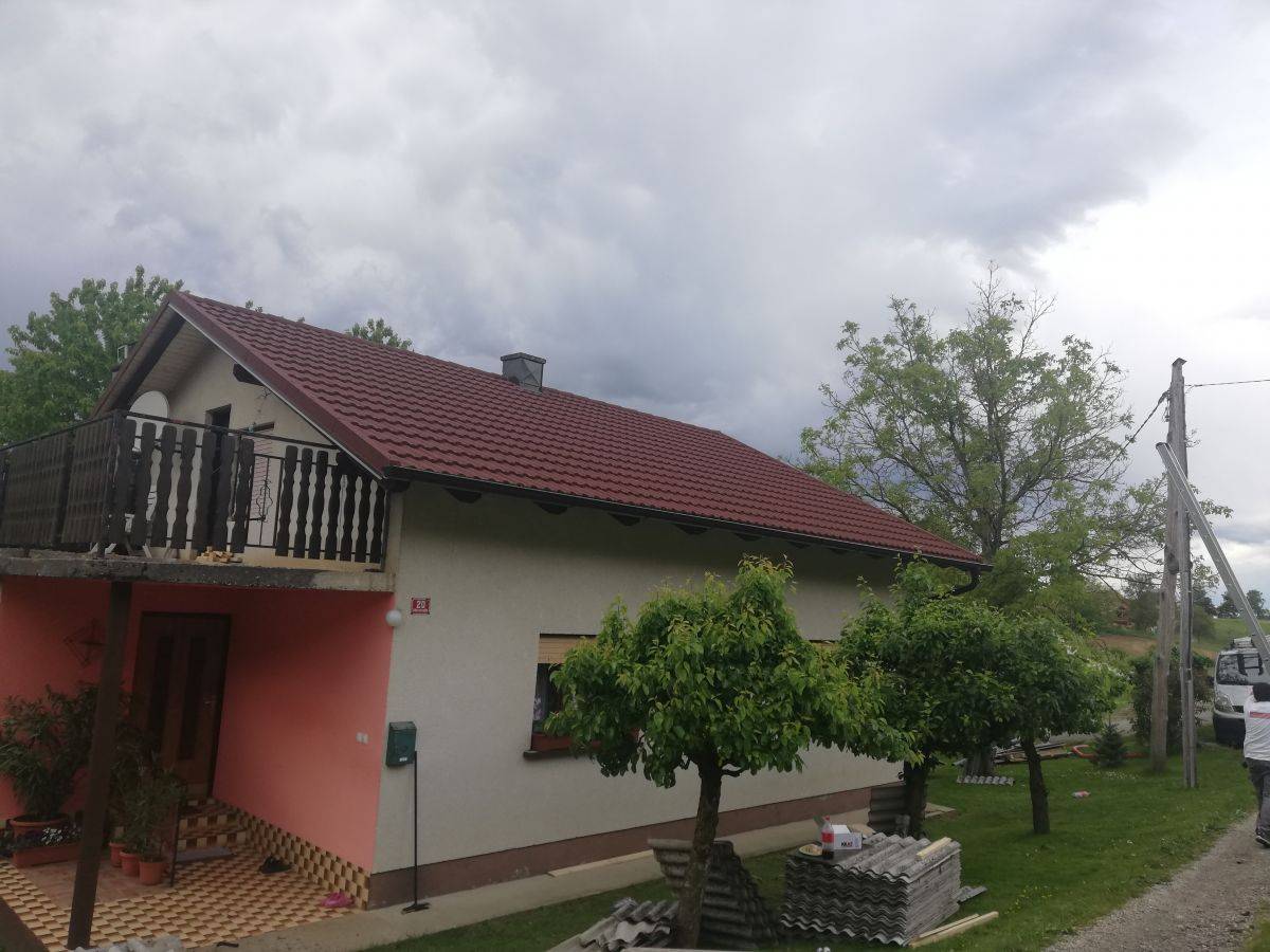 Enodružinska hiša